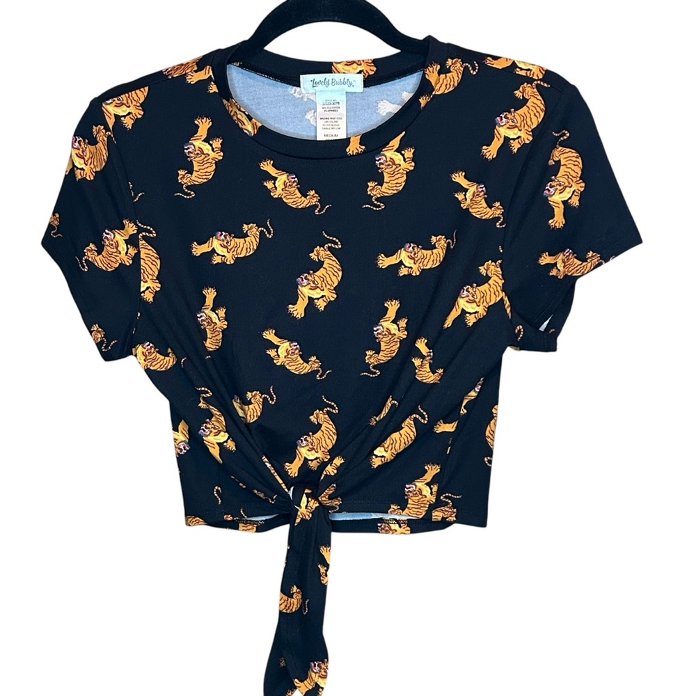 NWT Lovely Bubbly Cropped Tie Tiger Top